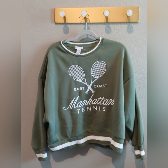 Green Manhattan Tennis Sweater - Picture 4 of 5